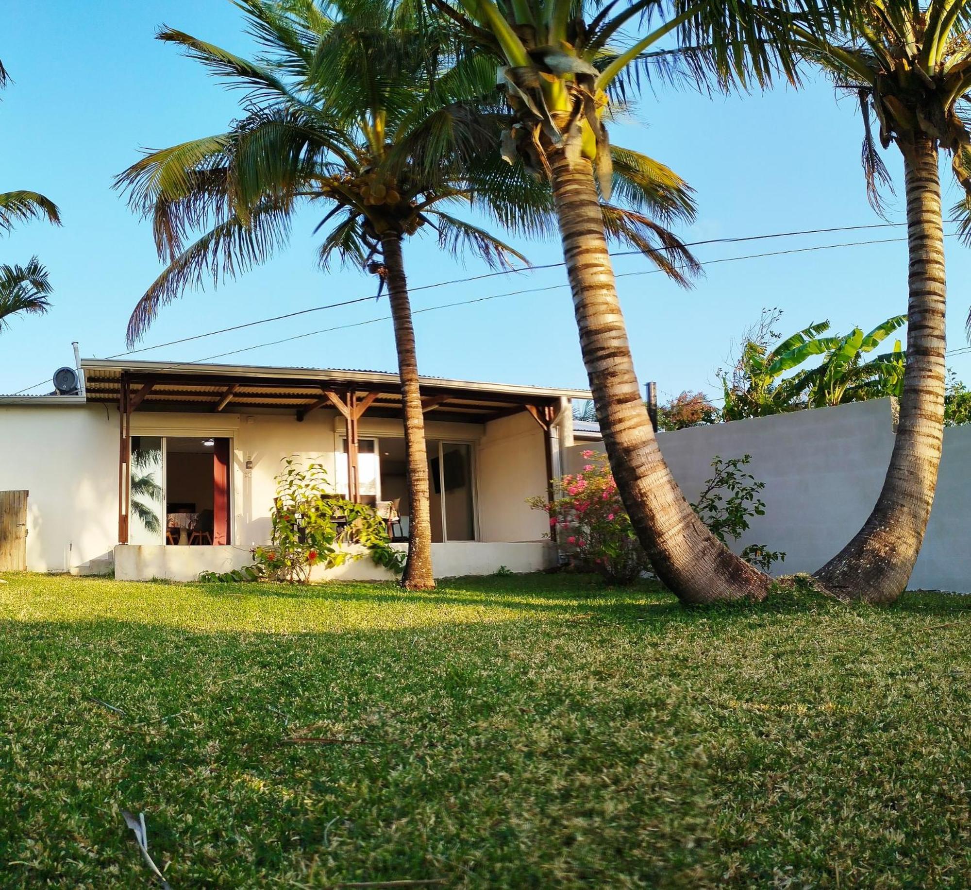 Maison Les Cocotiers De Plaiz'Anse Петит-Иль Экстерьер фото